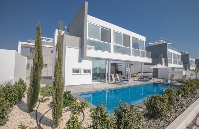 Villa Close The Beach 