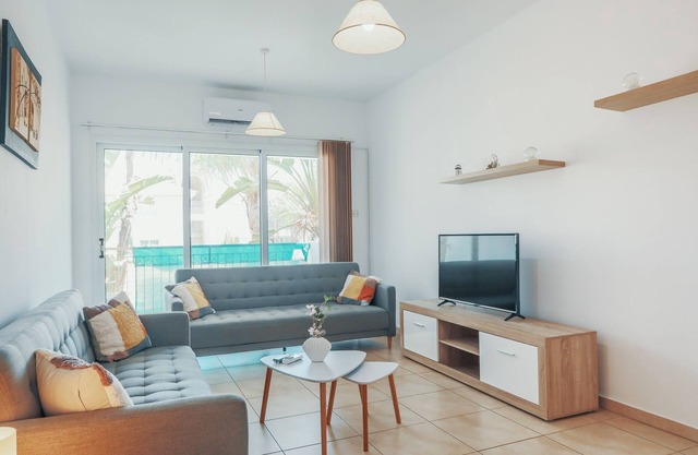Stylish One Bedroom Apartment - Great Kings Resort Kapparis/Protaras in Paralimni