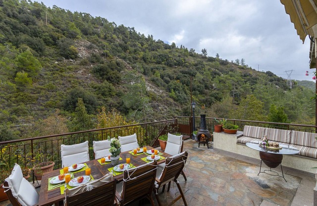 Troodos Riverside Cottage 