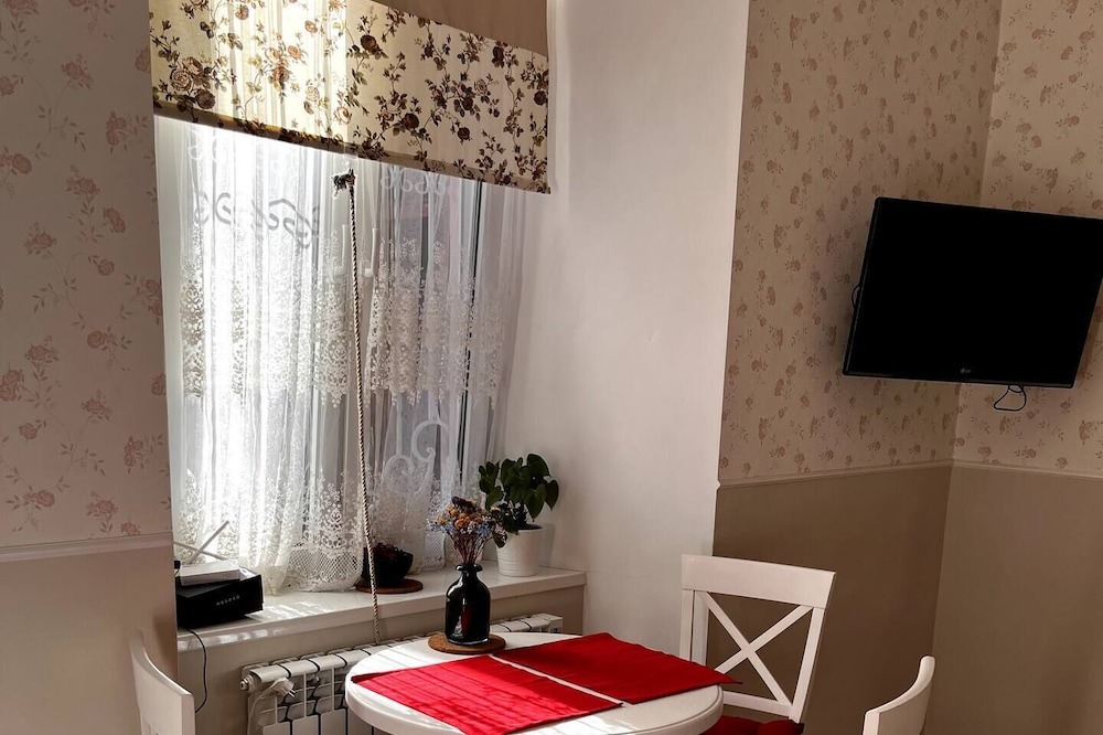 Bouvet Island House | Apart- SWEET HOME -30 м- Оперний театр, Adr.Svobody,26