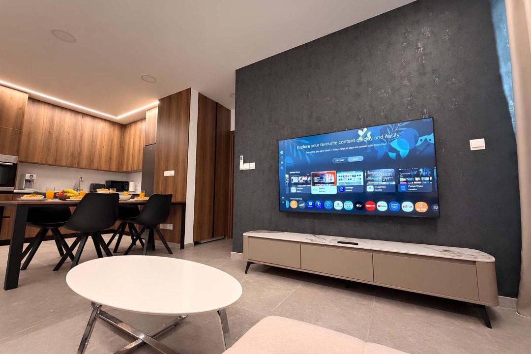 Lakatamia Apartment | Cecilia Luxury Suite