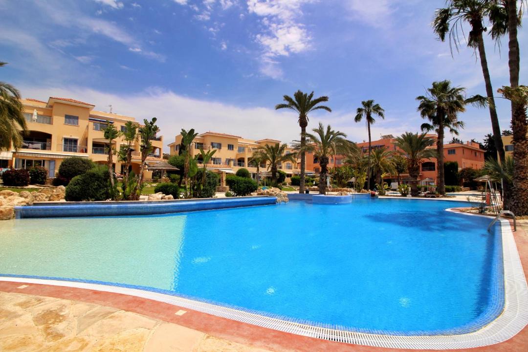 Paphos Apartment | STAY Limnaria Gardens Apartment
