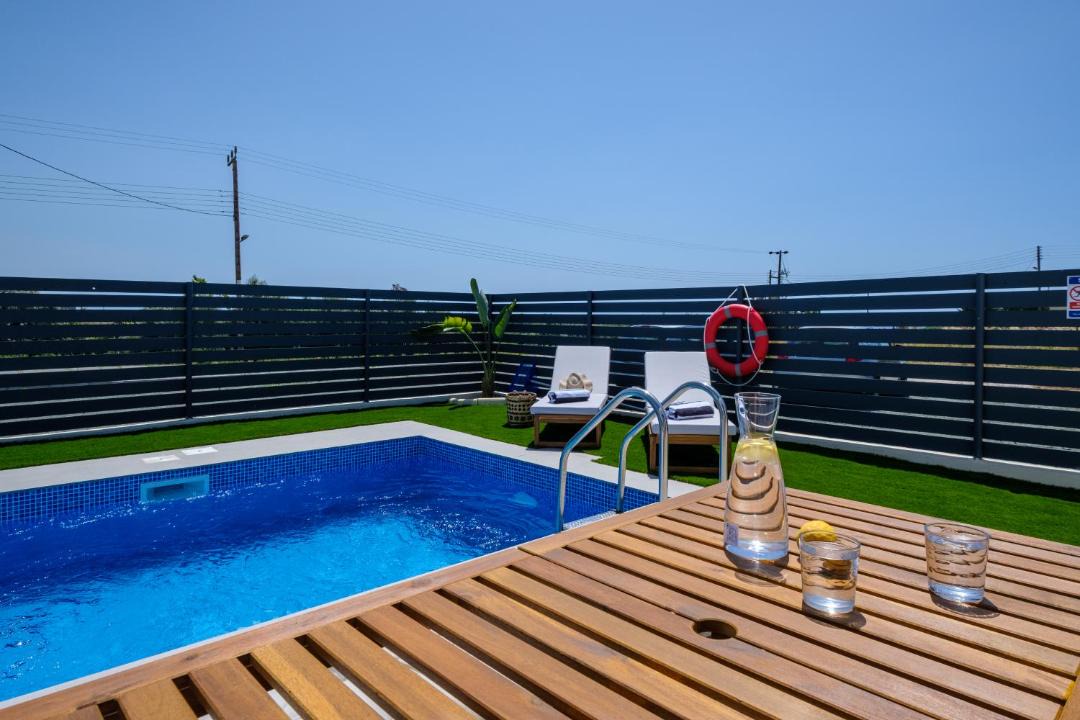 Maroni House | Sea Breeze Studios