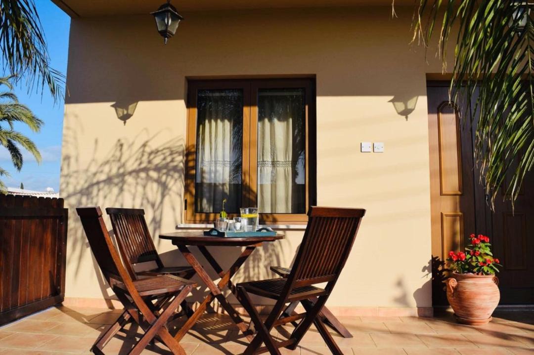Xylofagou Villa | Rustic House