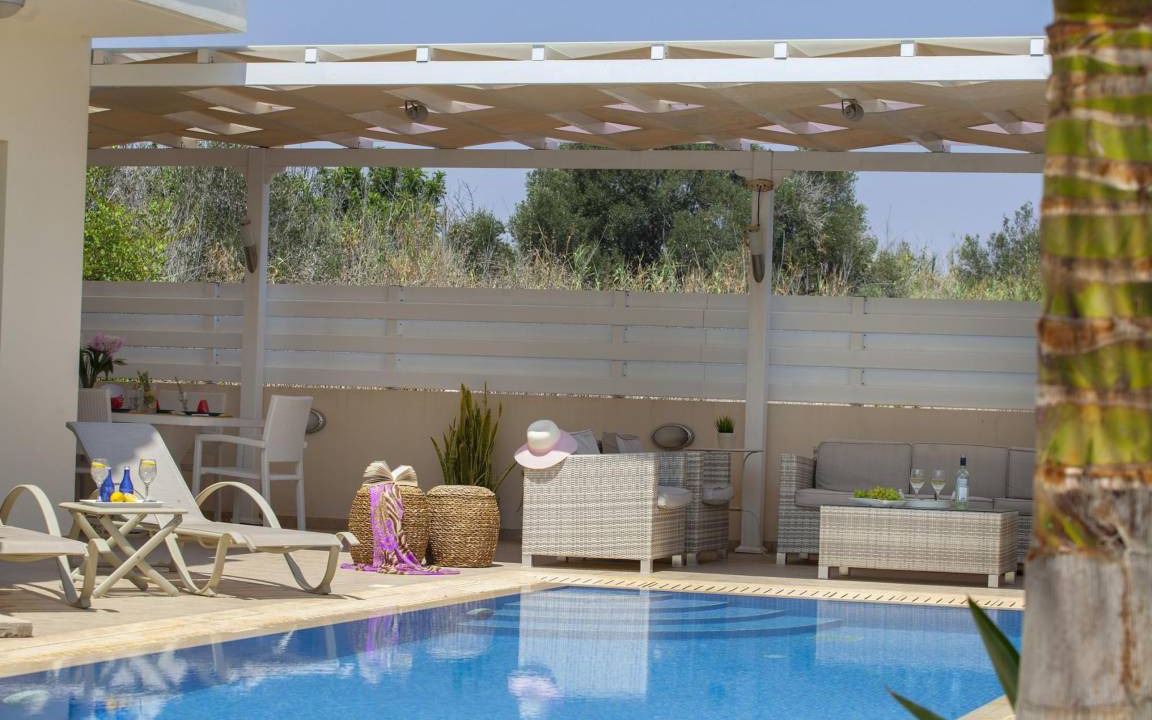 Photo of Patio Balcony in Pernera