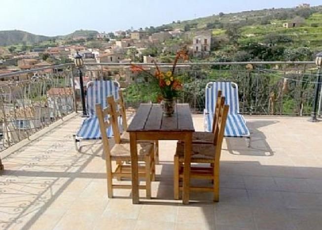 Photo of Patio Balcony in Tochni