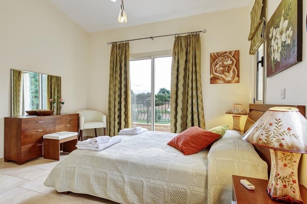 Photo of Bedroom in Latchi
