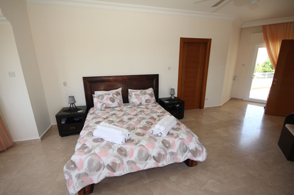 Photo of Bedroom in Kyrenia District