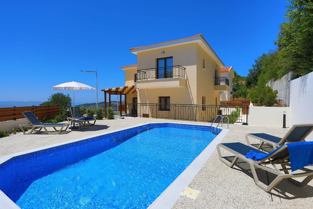 Photo of Outdoor in Meladeia