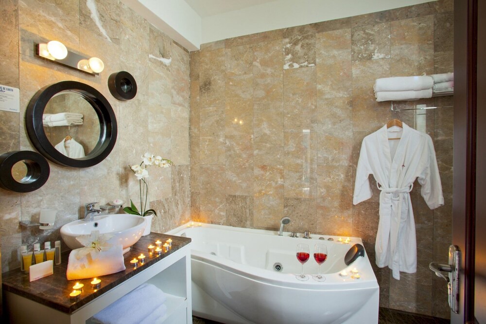 Photo of Bathroom in Pernera