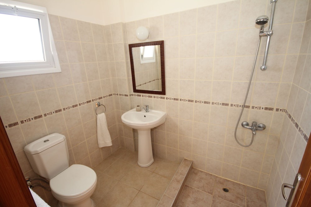Photo of Bathroom in Karsiyaka