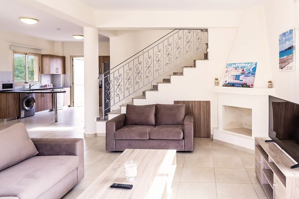 Photo of Livingroom in Polis
