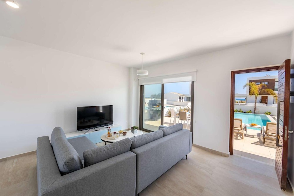 Photo of Livingroom in Softades