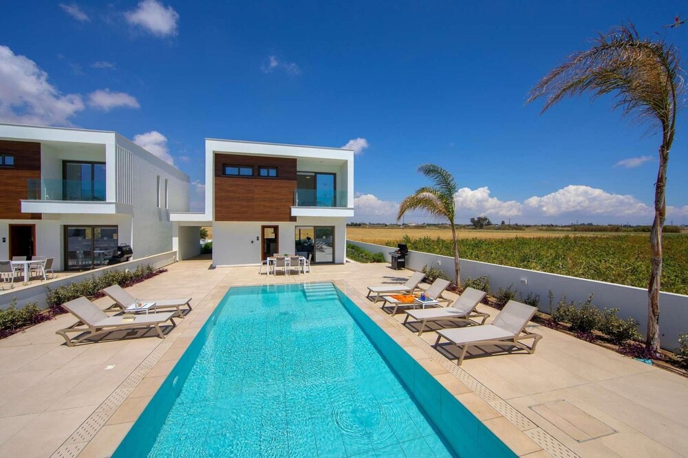 Photo of Outdoor in Softades