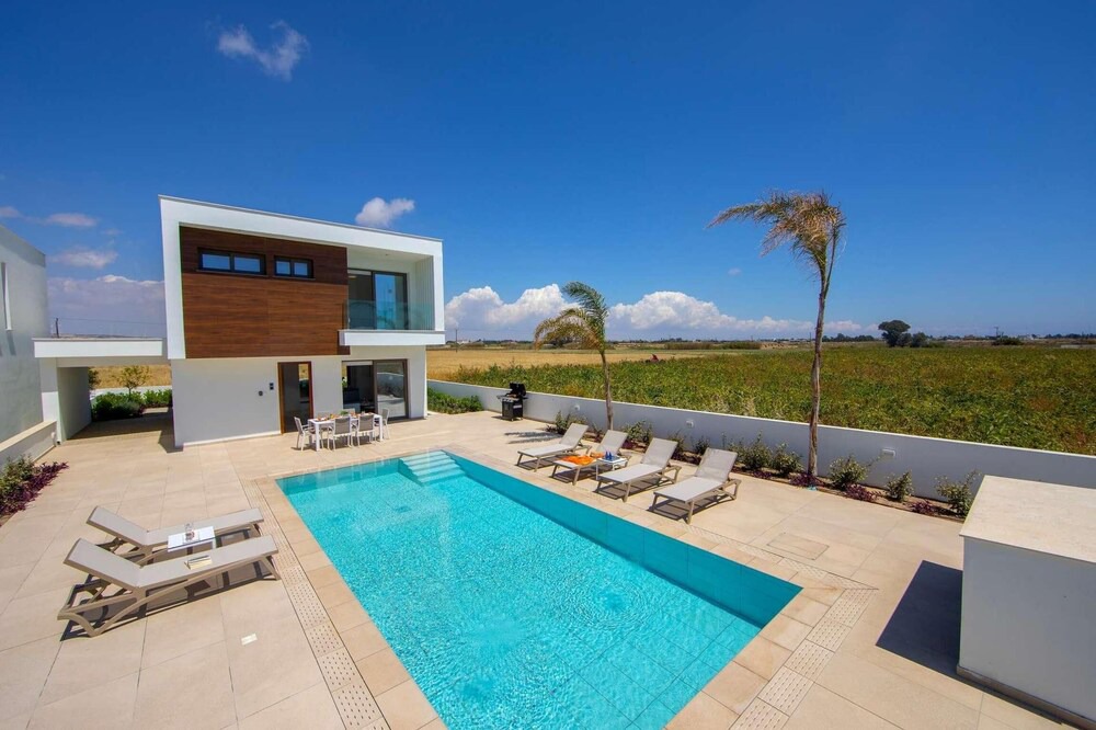Photo of Outdoor in Softades