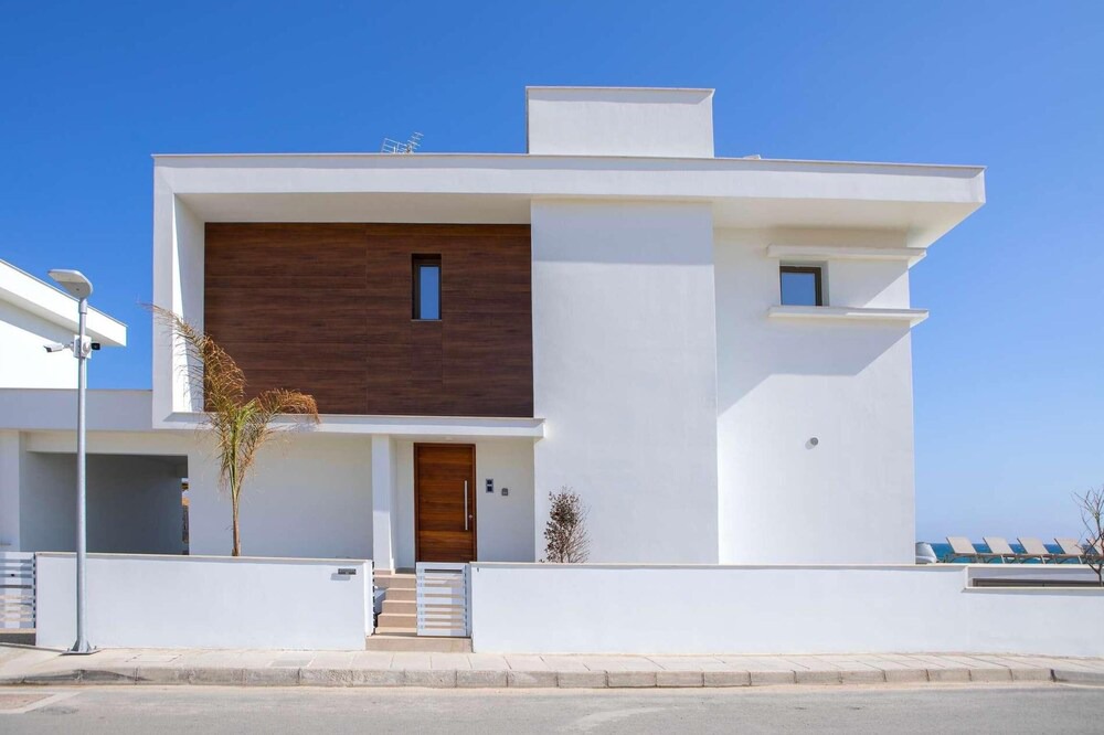 Photo of Outdoor in Softades