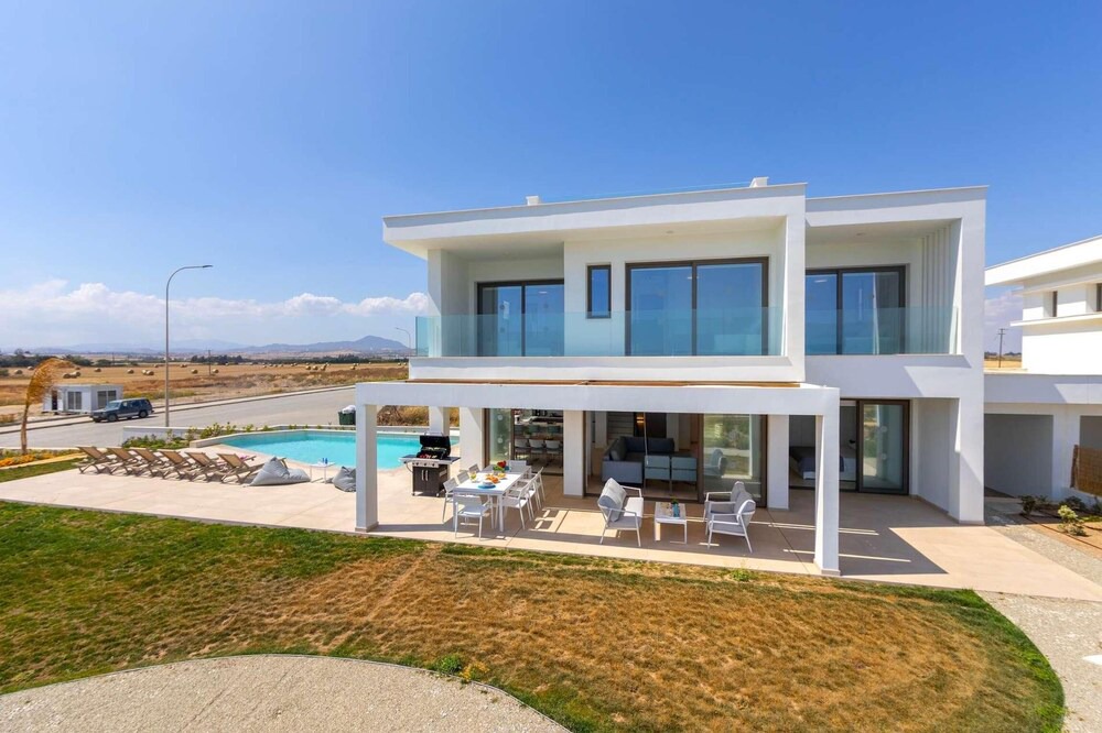 Photo of Outdoor in Softades