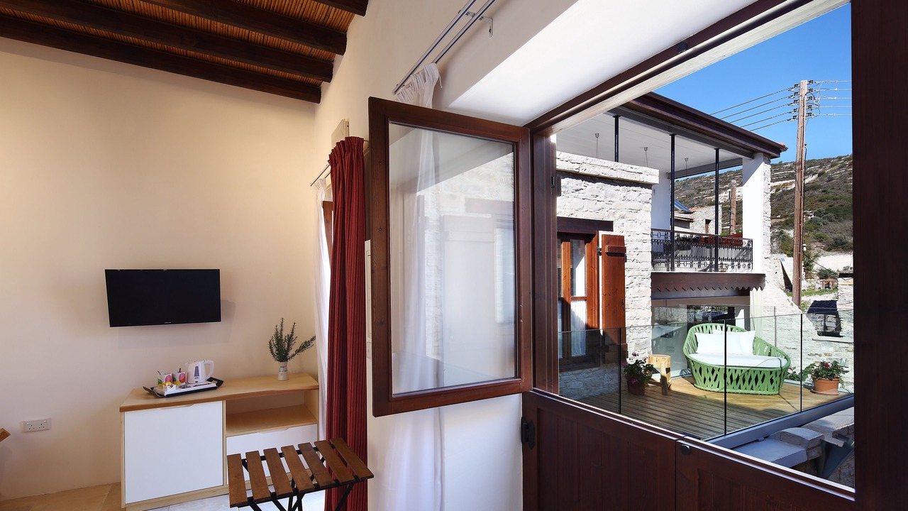 Photo of Patio Balcony in Kato Drys