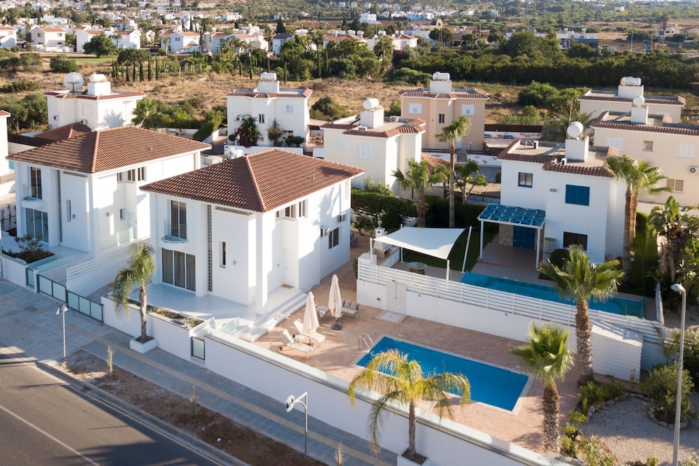 Photo of Outdoor in Pernera