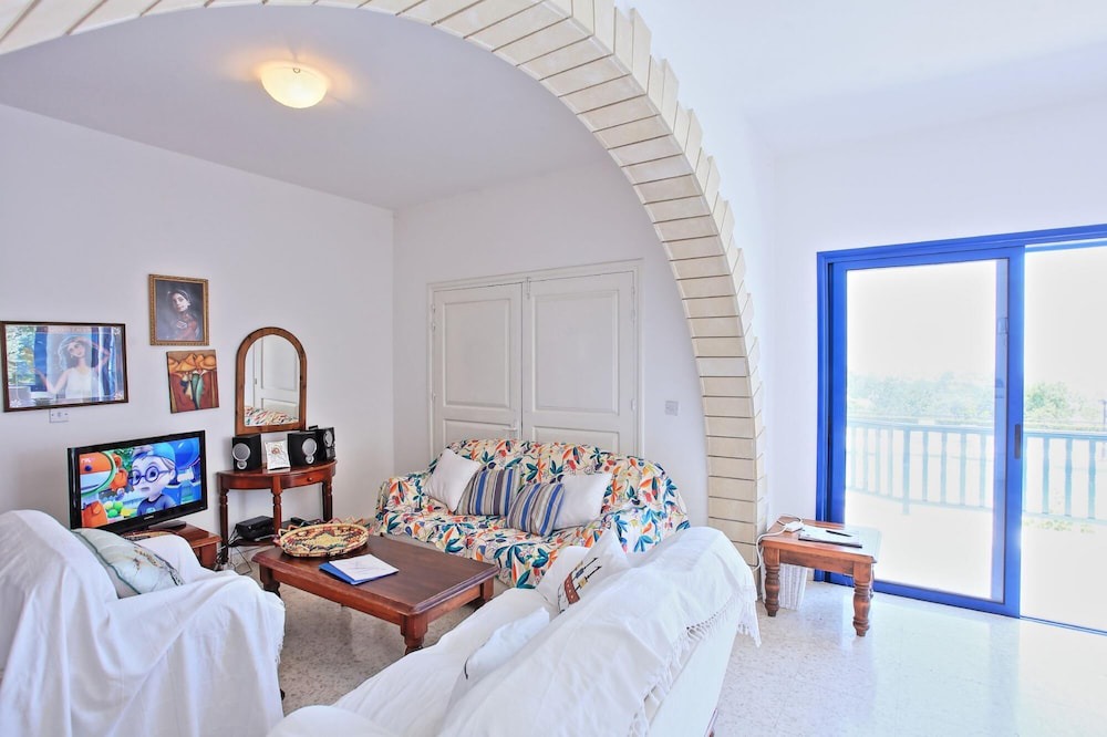 Photo of Bedroom in Prodromi