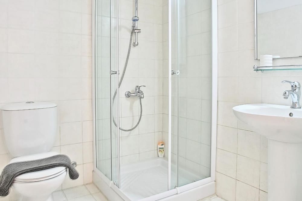 Photo of Bathroom in Droushia