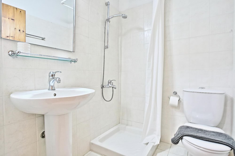 Photo of Bathroom in Droushia