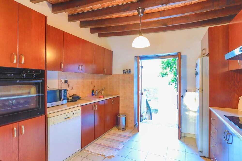 Photo of Kitchen in Droushia