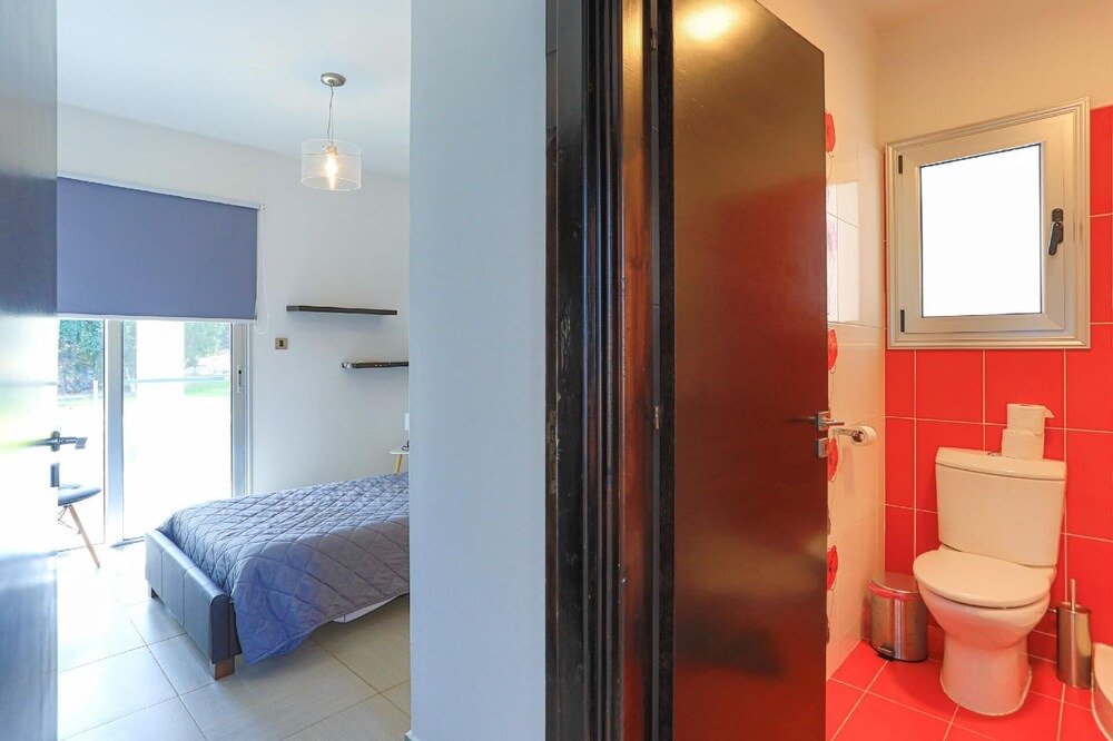 Photo of Bathroom in Goudi