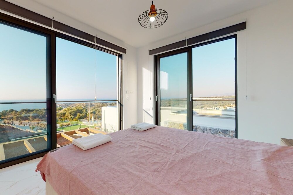 Photo of Bedroom in Frenaros