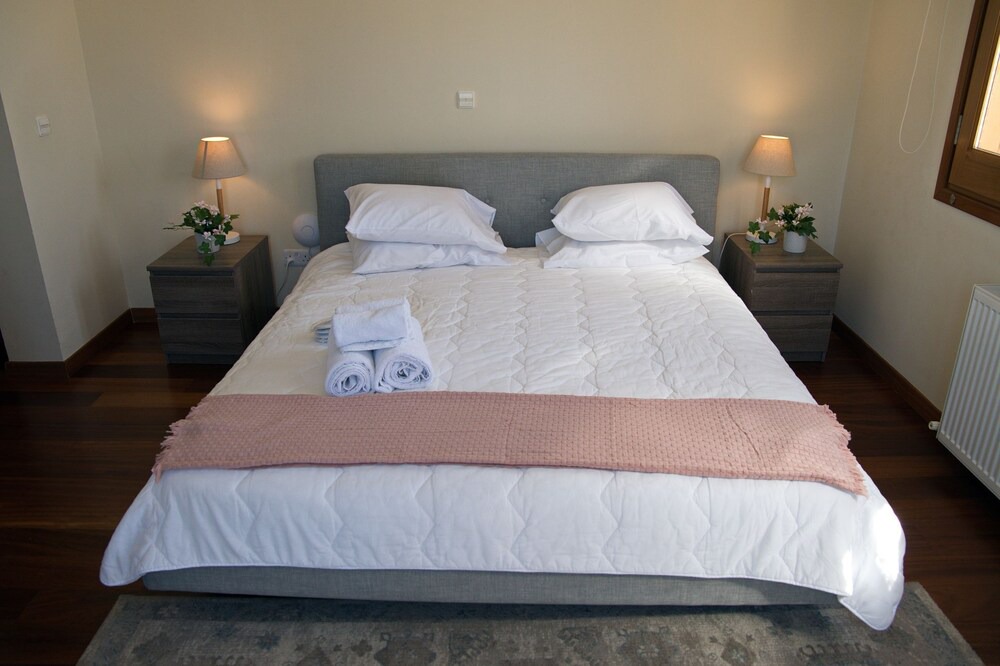 Photo of Bedroom in Aphrodite Hills