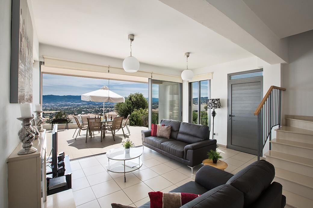 Photo of Livingroom in Latchi