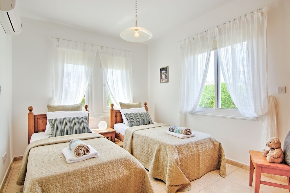 Photo of Bedroom in Polis