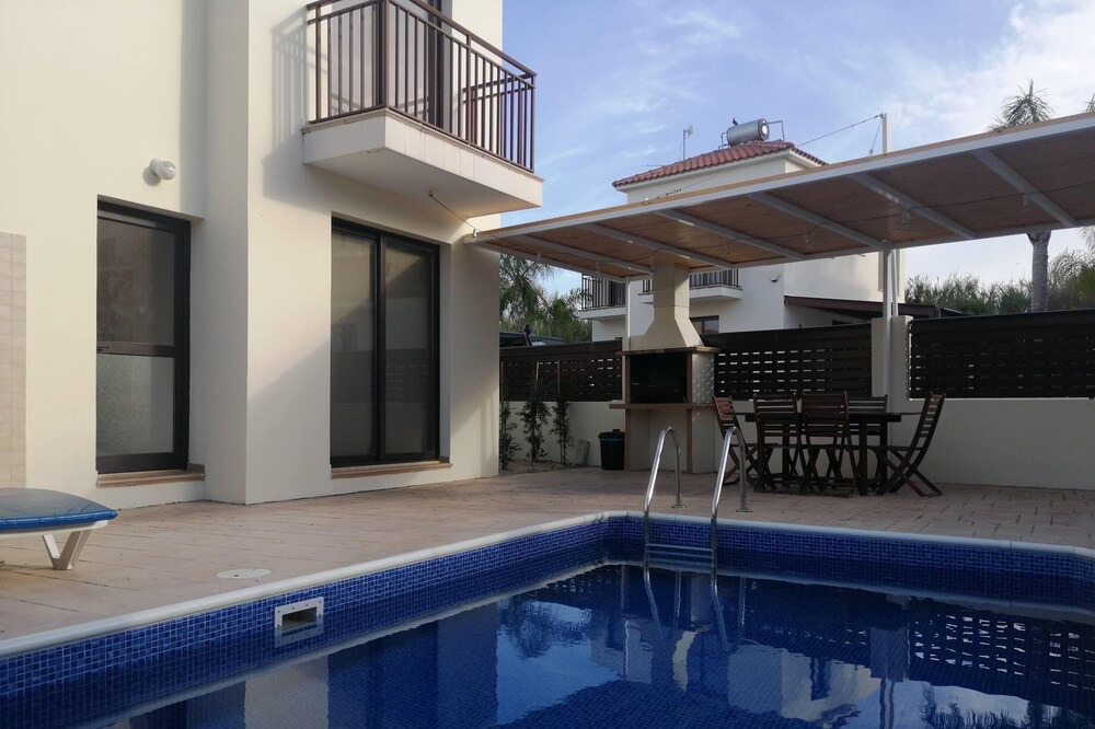 Photo of Outdoor in Kapparis