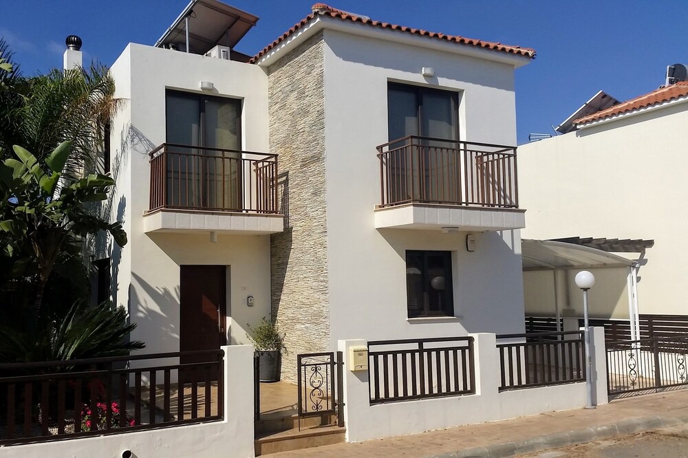 Photo of Outdoor in Kapparis