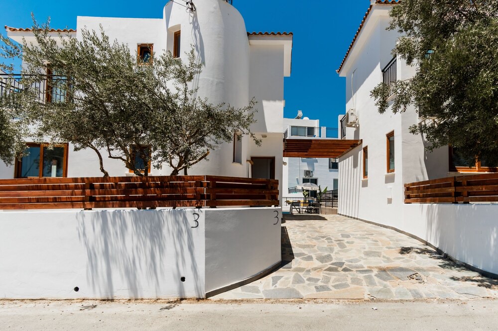 Photo of Outdoor in Tremithousa