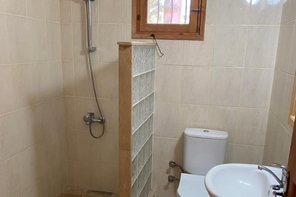 Photo of Bathroom in Karsiyaka