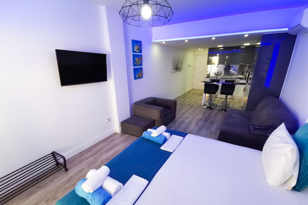Photo of Bedroom in Larnaca City Centre