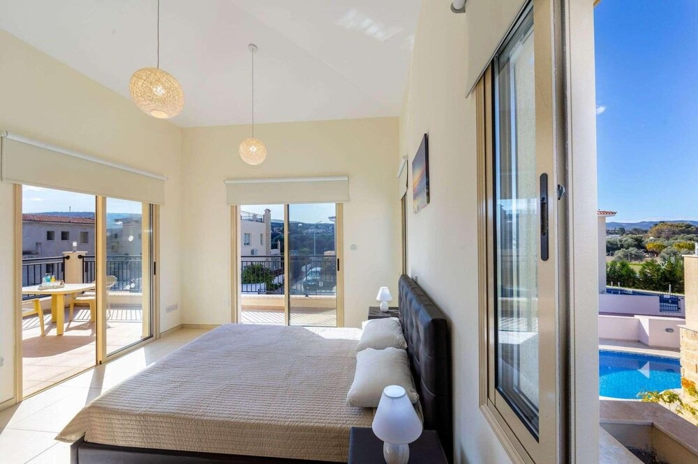 Photo of Bedroom in Prodromi