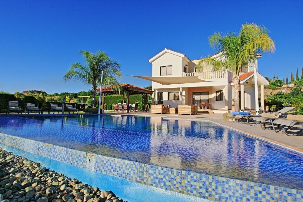 Photo of Outdoor in Pano Arodhes