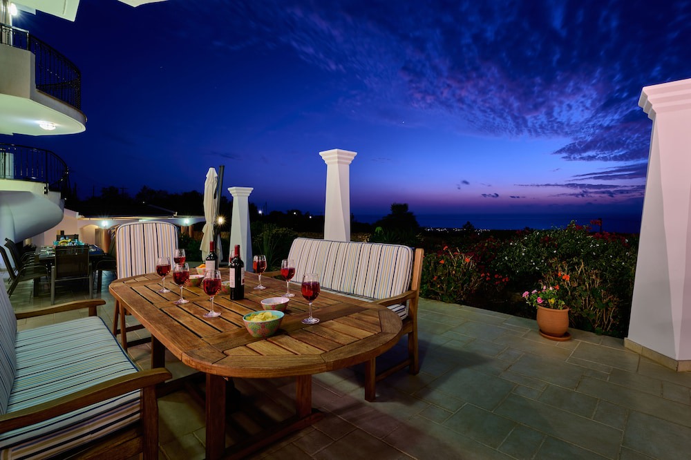 Photo of Patio Balcony in Tala