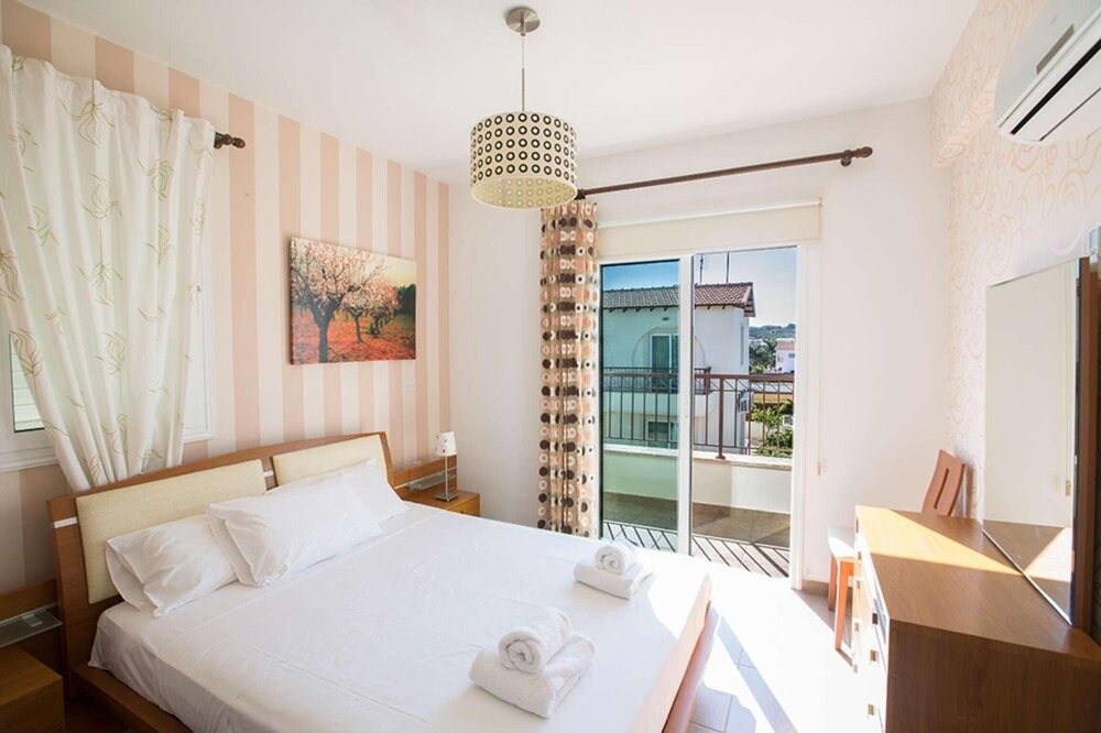 Photo of Bedroom in Pernera
