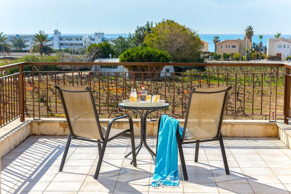 Photo of Patio Balcony in Pegeia