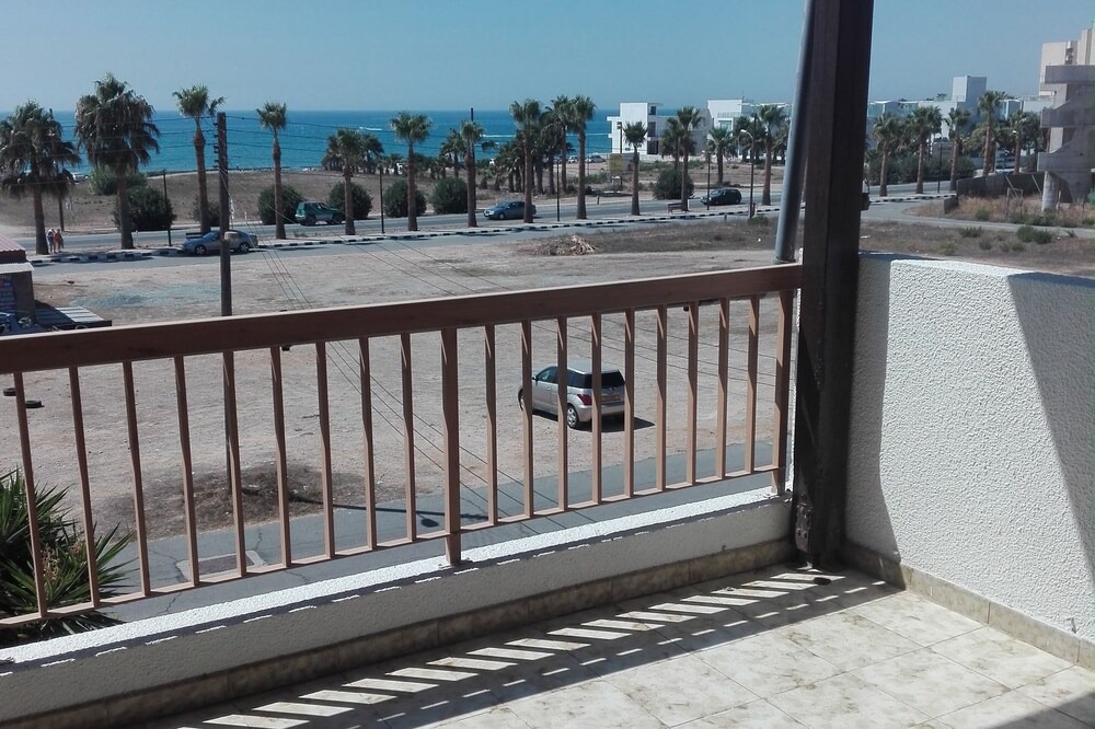 Photo of Patio Balcony in Pyla