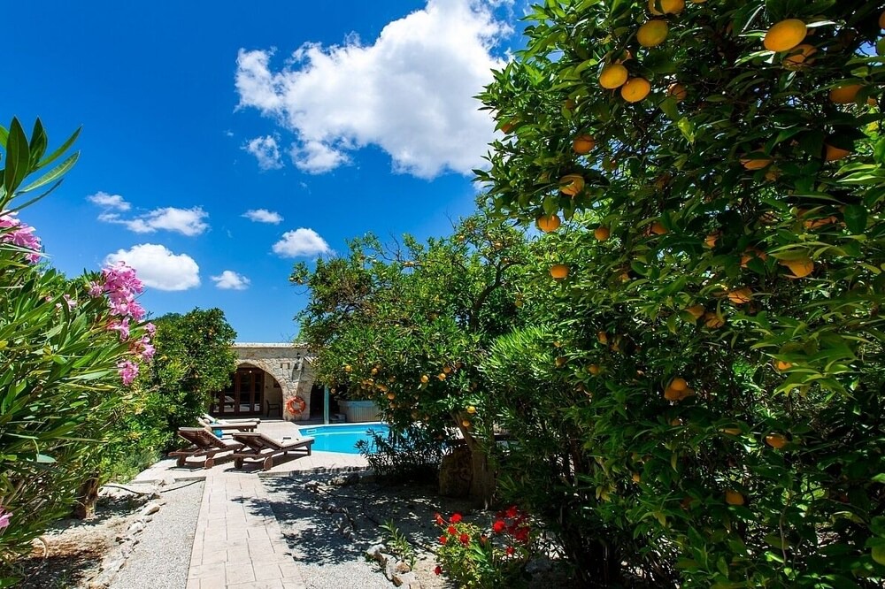 Photo of Outdoor in Miliou