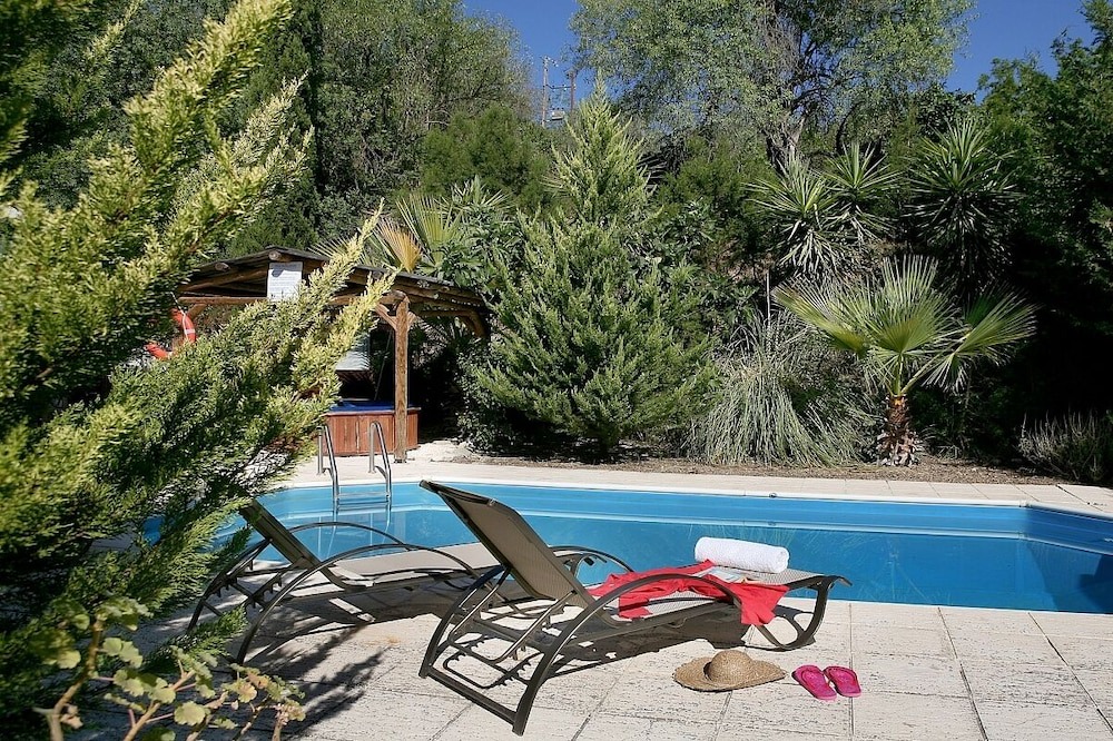 Photo of Outdoor in Miliou