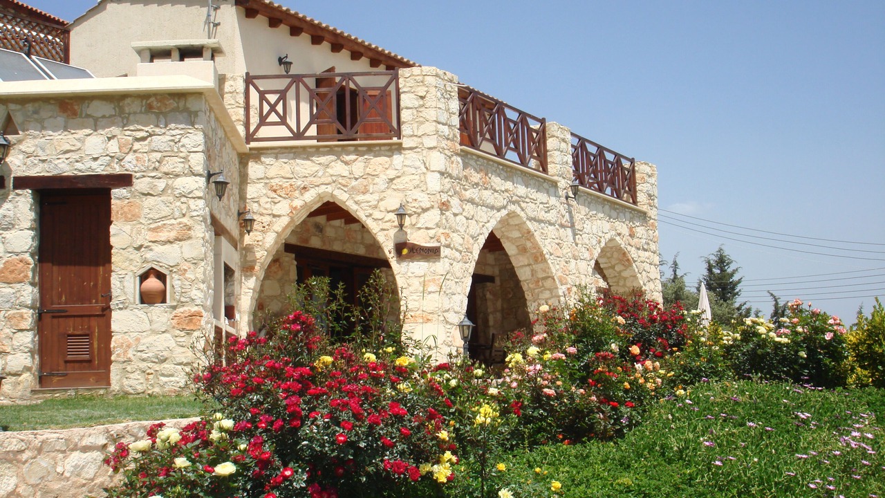 Photo of Outdoor in Miliou