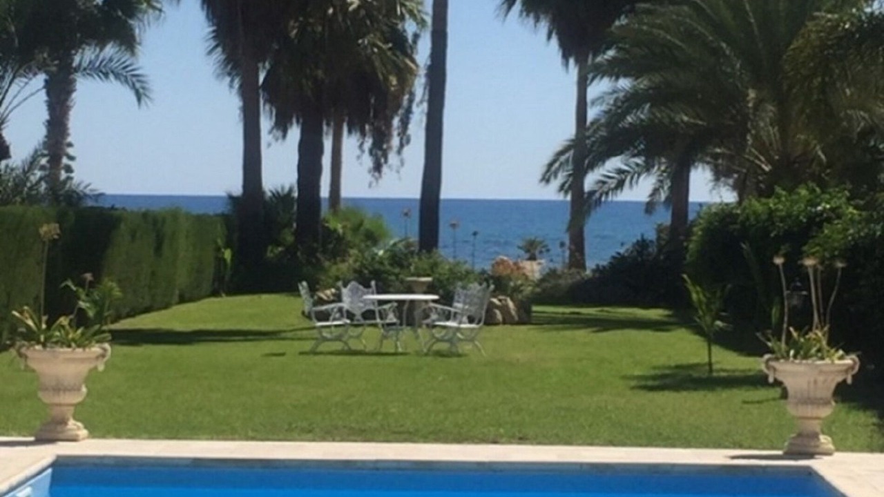 Photo of Outdoor in Pervolia