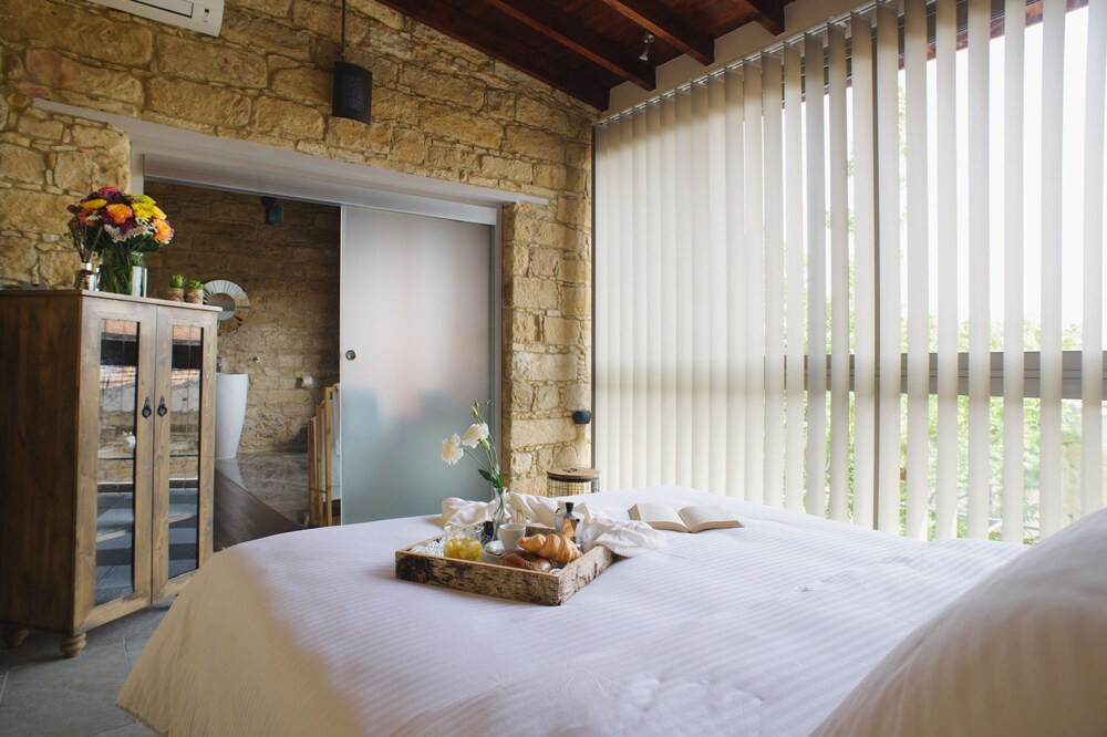 Photo of Bedroom in Vouni