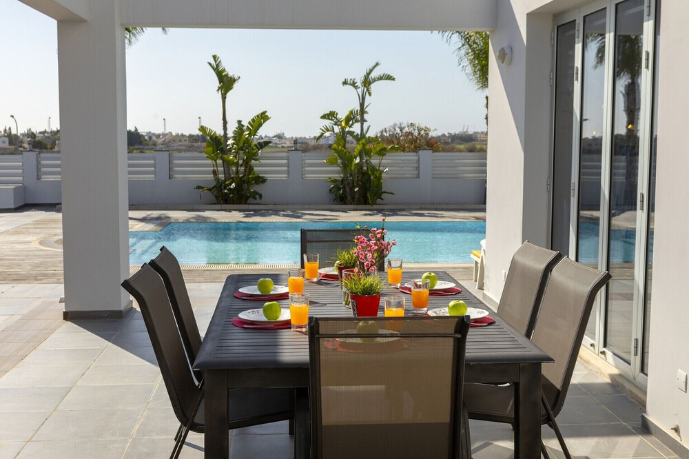 Photo of Patio Balcony in Oroklini
