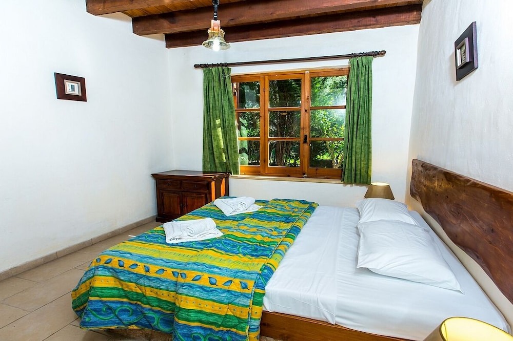 Photo of Bedroom in Miliou